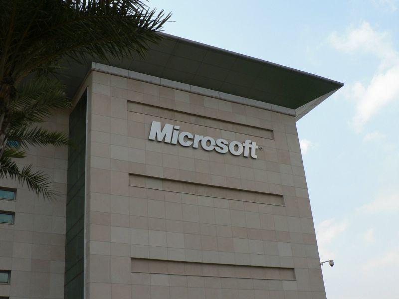 Are Microsoft Engineers Well Treated?