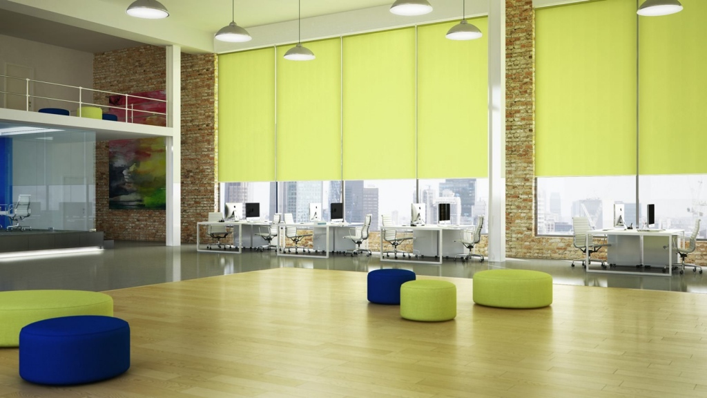 How To Select The Right Type Of Blinds For Your Office?